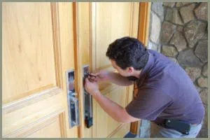 Locksmith Solution Services Portland, OR 503-716-1490 - 68-44-4